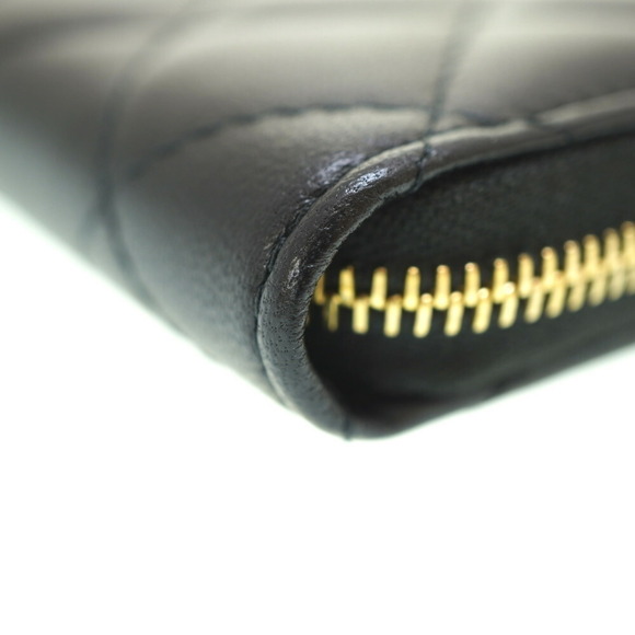 CHANEL Black Lambskin Leather Wallet - Picture 7 of 8
